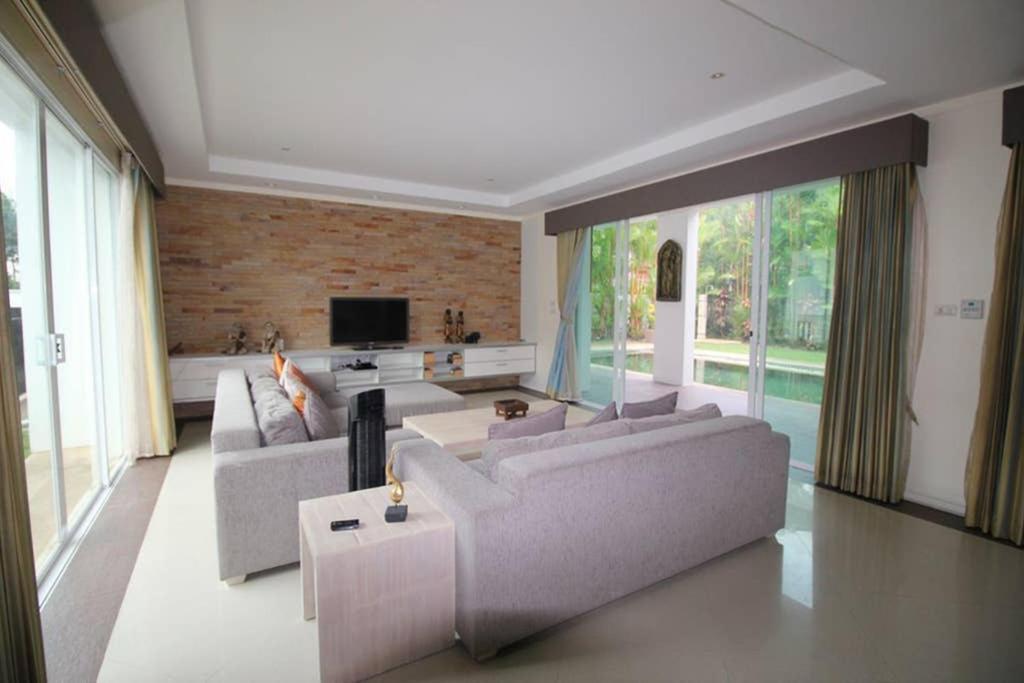 4 Bedroom Villa Kamala Beach Phuket Dış mekan fotoğraf
